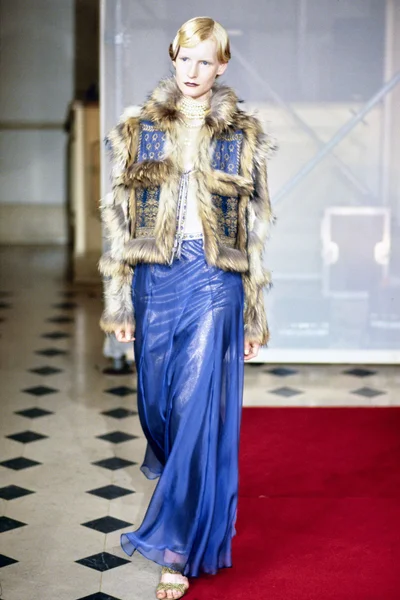 Look 57